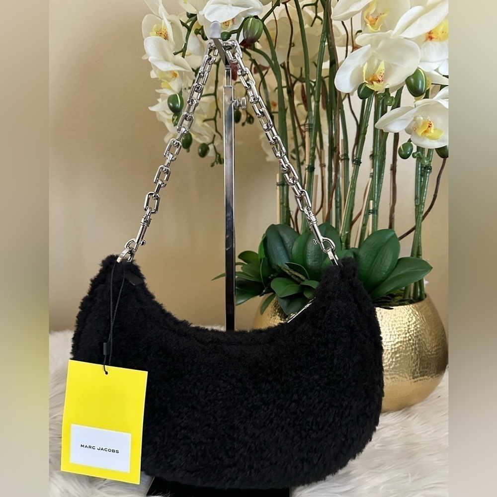 New Marc Jacobs THE TEDDY CURVE BAG - Picture 12 of 14